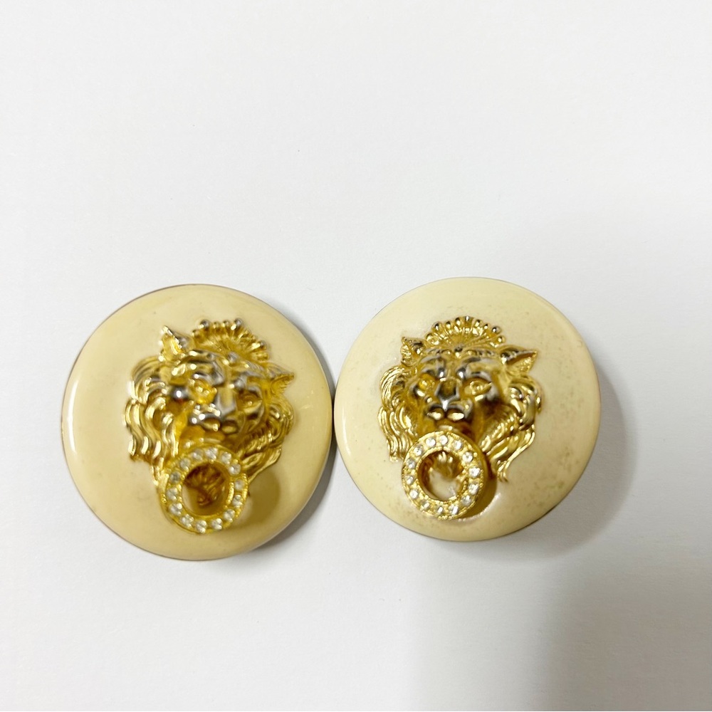 Vintage Ellen Designs lion head clip on earrings - Picture 2 of 5